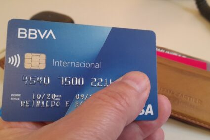 La tasa de interés de las tarjetas de crédito en Argentina supera en más del 400% a la de Venezuela