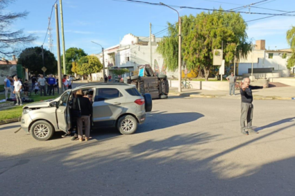 Hernando: choque entre dos vehículos dejó varios heridos en pleno centro