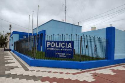 Seguridad en Almafuerte: nuevos allanamientos por amenazas a escuelas y secuestro de armas blancas