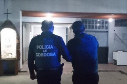 Violencia familiar en Villa Ascasubi: un hombre fue detenido tras agredir y amenazar a su madre con un arma blanca
