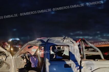 Accidente en Ruta 5: Una camioneta volcó en la zona de Cerro Corona