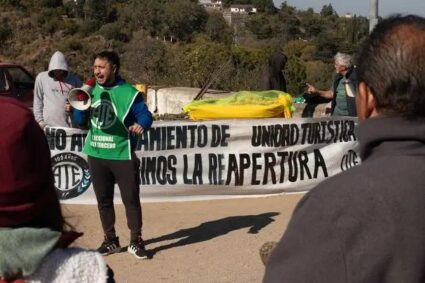 Incertidumbre en Embalse: ATE marchó contra los despidos y el vaciamiento de la Unidad Turística