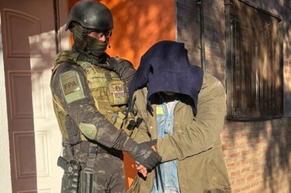 Golpe al narcomenudeo en Tancacha: la FPA detuvo a dos hombres que vendían droga bajo la modalidad «delivery»