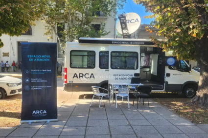 El Espacio Móvil de ARCA llega a Río Tercero para facilitar trámites y consultas de los vecinos