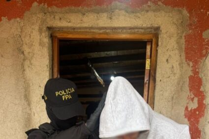 Golpe al narcomenudeo en Punilla: La FPA detuvo a tres personas en Tanti y Estancia Vieja