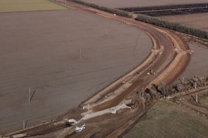 Infraestructura vial: Avanza la pavimentación de 60 kilómetros clave sobre la Ruta Provincial 10