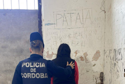 Violencia familiar en Oliva: Se activó el dispositivo SALVA y detuvieron a una joven por agredir a sus hermanos menores