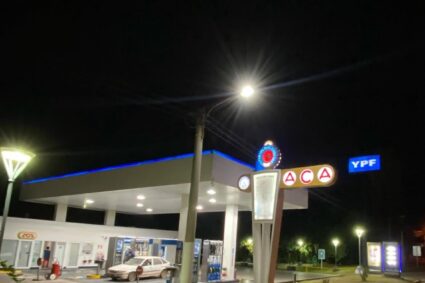 Sustos en Villa del Dique: Bomberos sofocaron dos principios de incendio en una vivienda y en la estación de servicio YPF