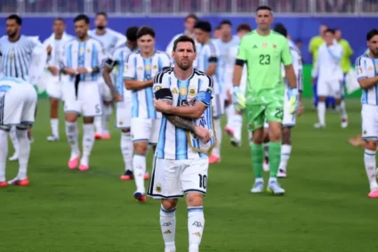 Rumbo a semifinales: Con agonía y el sello cordobés de Julián Álvarez, Argentina venció a Suiza y jugará ante Inglaterra
