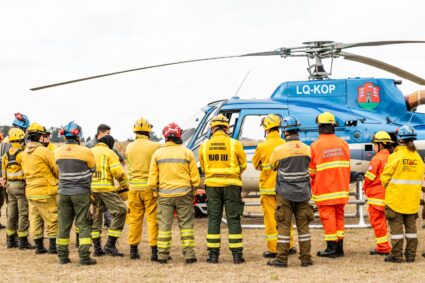 Incendios forestales: más de 600 bomberos y brigadistas se capacitaron en operaciones con aeronaves en Córdoba