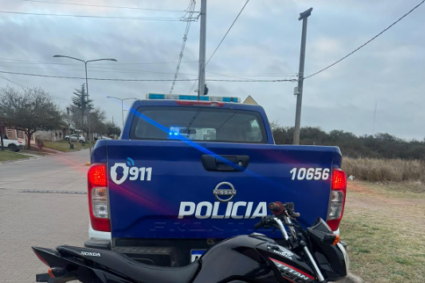 Río Tercero: la Policía secuestró cuatro motocicletas y aprehendió a dos menores tras una fuga a contramano