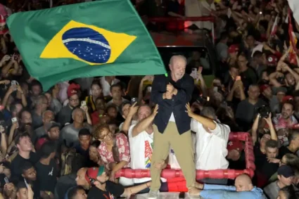Internacionales: Lula da Silva fue reelecto en Brasil tras revertir el resultado del balotaje frente a Flávio Bolsonaro